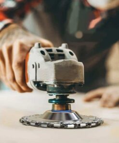 Nástavec na uhlovú brúsku s kotúčom na reťazovú pílu